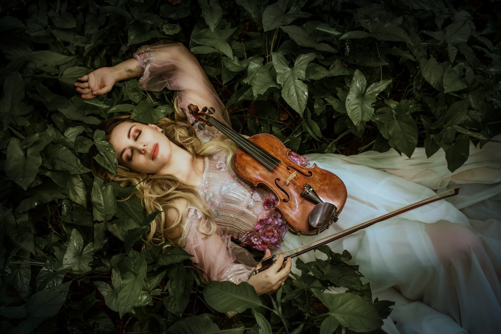 Ensaio fotográfico Violinista Fine Art - Daiana Mazza